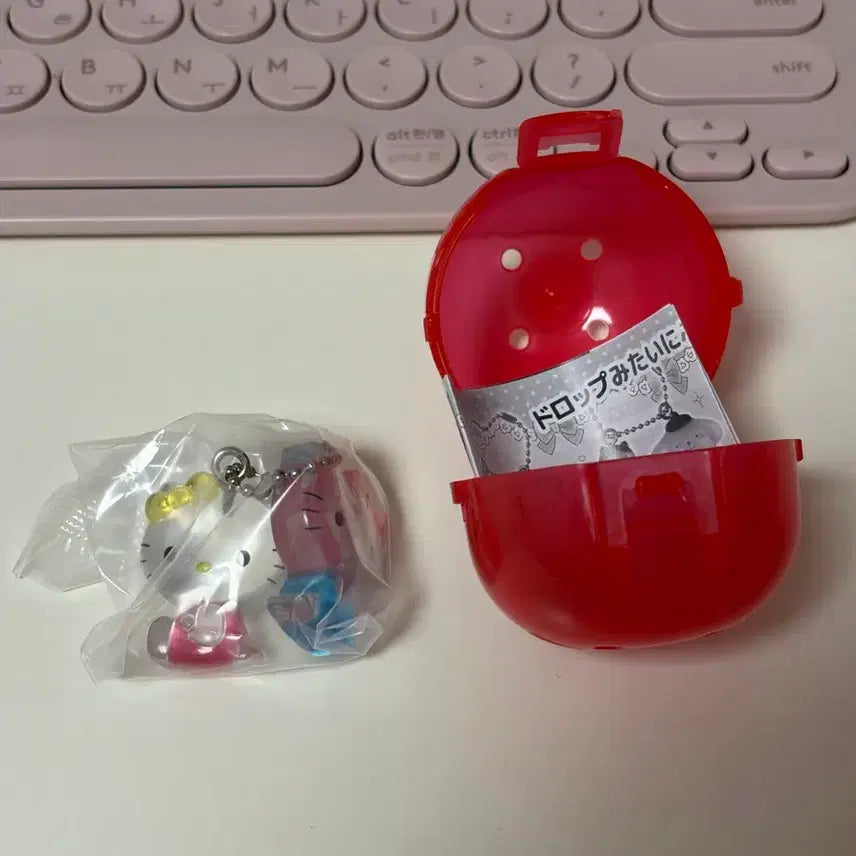 [BUNJANG] Sanrio Kitty Nakayoshi Drop Charm Bookmark / 산리오 키티 나카요시 드롭 참 메지루시