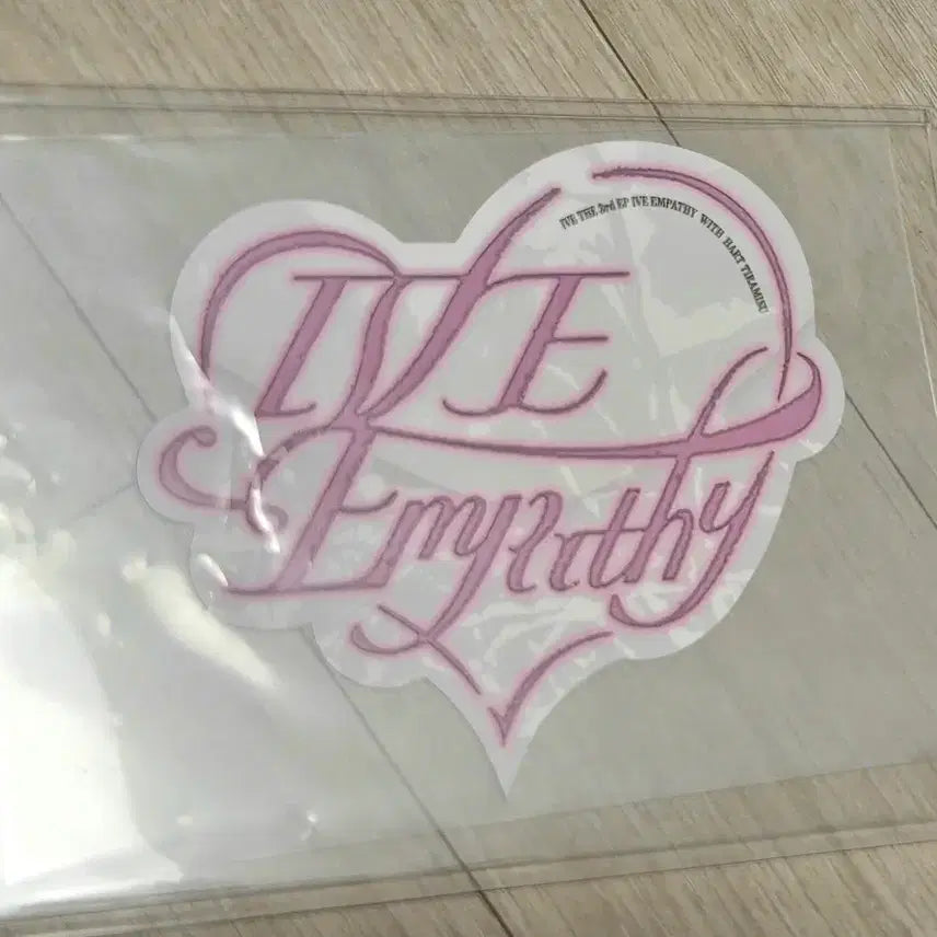 [BUNJANG] IVE Heart Tiramisu Collaboration Limited Edition Wonyoung Signed Photocard / !!폭덤!!하트티라미수 아이브 콜라보