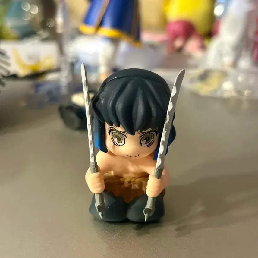 [BUNJANG] Demon Slayer Inosuke Mini Figure / 귀멸의 칼날 이노스케 미니 피규어