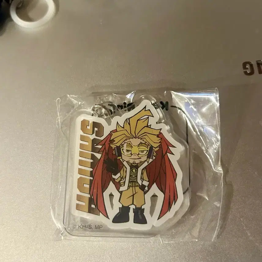 [BUNJANG] My Hero Academia Hawks Acrylic Keychain / 나의 히어로 아카데미아 호크스 아크릴 키링