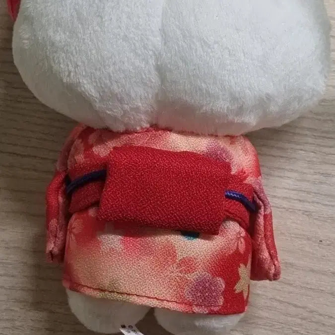 [BUNJANG] Sanrio Hello Kitty Kimono Doll Keychain / 기모노 키티
