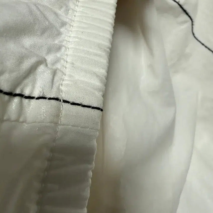 [BUNJANG] Matin Kim Coated Crop Blouson Jacket Ivory S / 마뗑킴 코팅 크롭 바람막이 블루종 아이보리 s