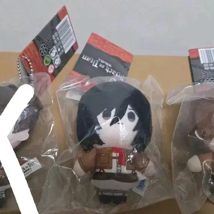 [BUNJANG] Attack on Titan Eren Mikasa Hanji Mini Plush Keychain / 진격의거인 눌셋 에렌 미카사 한지 솜깅 누이 미니 인형 키링