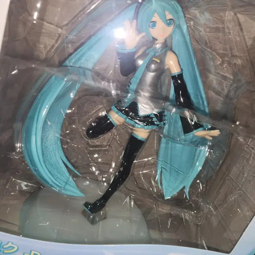 [BUNJANG] Hatsune Miku Pretty Derby Figure / 하츠네 미쿠 프디바 피규어 판매