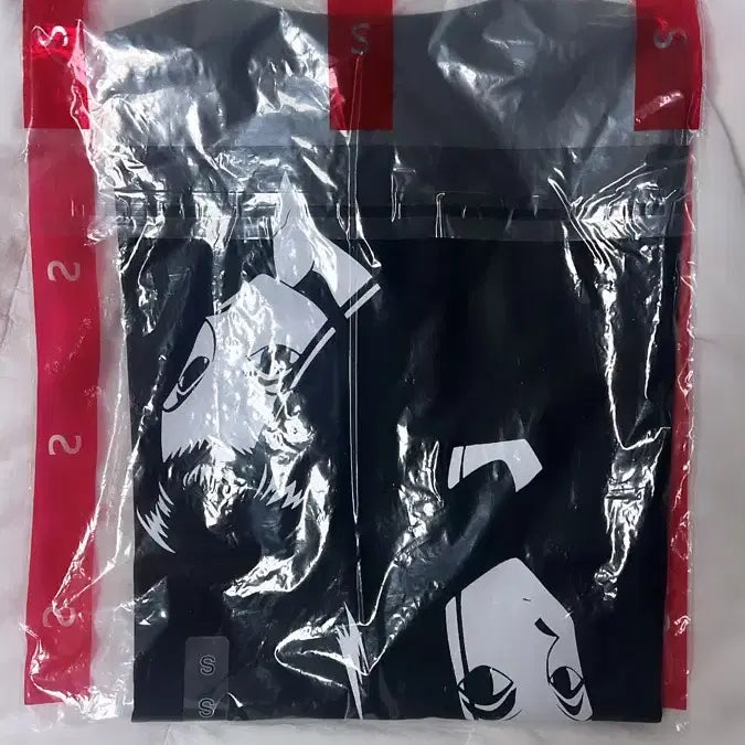 [BUNJANG] Hunter x Hunter SPAO Collaboration Illumi T-shirt Black S / 헌터헌터 스파오 콜라보 이르미 반팔티 블랙 S 미개봉 새상품