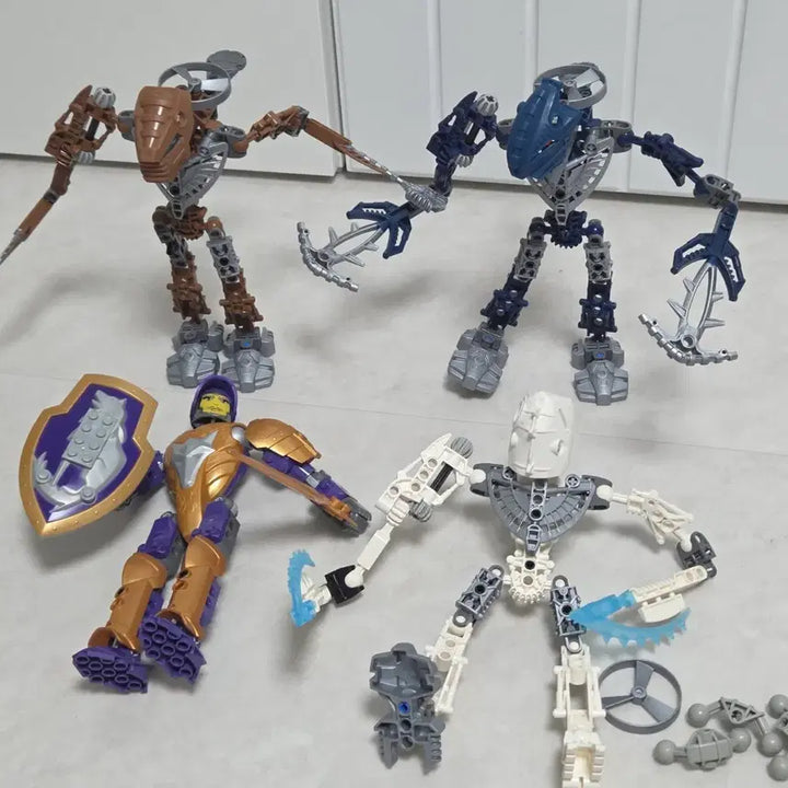 [BUNJANG] LEGO Bionicle 8737, 8739, 8741 &amp; Knights Kingdom 8791 Building Sets / 레고 바이오니클 8737,8739,8741와 나이츠킹덤8791입니다