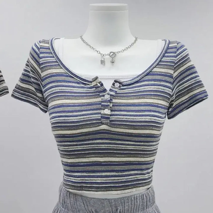 [BUNJANG] Striped U-Neck Button Knit Crop Short Sleeve / 유넥 단추 스트라이프 단가라 니트 크롭 반팔