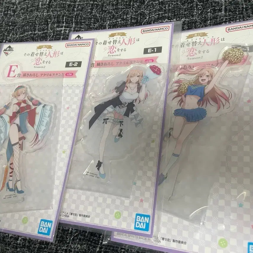 [BUNJANG] The Bisque Doll Acrylic Stand Set / 그 비스크 돌은 사랑을 한다 아크릴 스탠드 E 3종 일괄