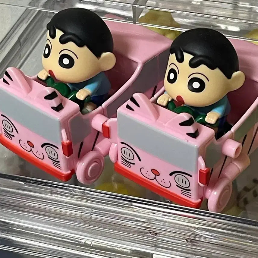 [BUNJANG] Crayon Shin-chan Bus Figure / 짱구 버스 피규어