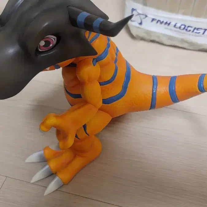 [BUNJANG] Digimon Greymon Agumon Tai Kamiya Resin Statue by Miman / 디지몬 레진 miman 그레이몬