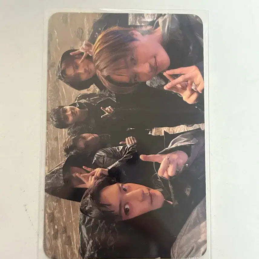 [BUNJANG] EXO Re-Verse Group Photocard / 엑소 리버스 포토북 단체포카