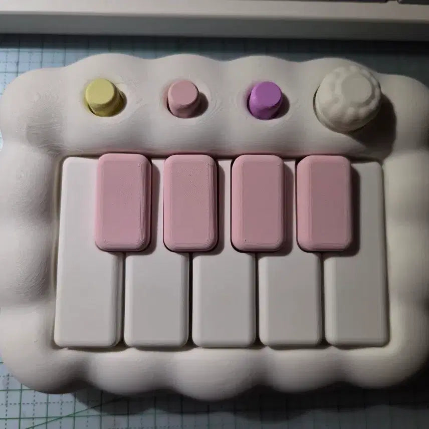 [BUNJANG] Pocketthings 9-Key Piano Clicker White Pink / 포켓띵즈 9구 피아노 클릭커, 클리커 화이트핑크