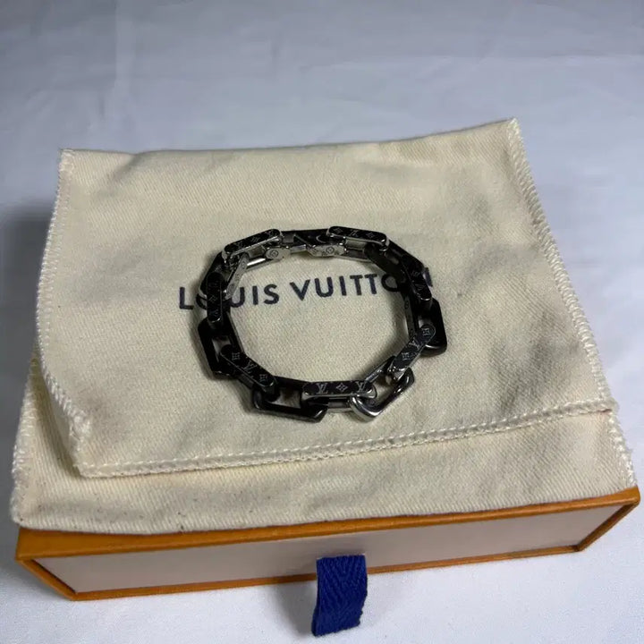 [BUNJANG] Louis Vuitton Virgil Abloh Monogram Chain Bracelet / 루이비통 버질아블로 모노그램 체인 브레이슬릿 팔찌
