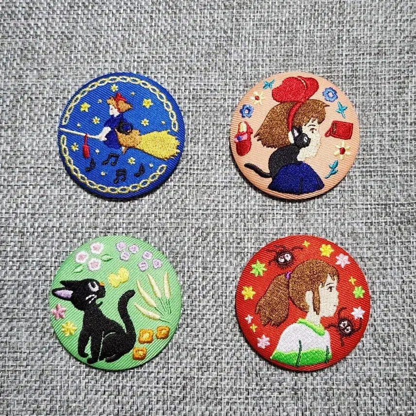 [BUNJANG] Ghibli Embroidered Pin Badge Set / 지브리 자수 핀뱃지 4종