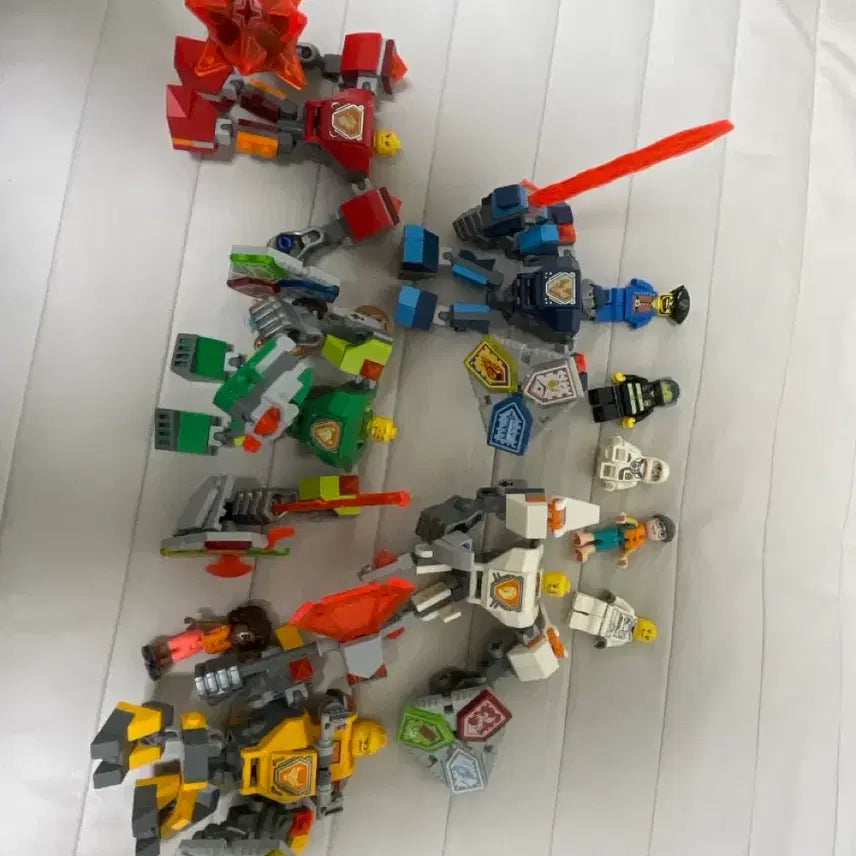 [BUNJANG] LEGO Nexo Knights Figures &amp; Mechs Bundle Set / 레고 넥소나이츠 피규어 &amp; 메카닉 대량 일괄 판매