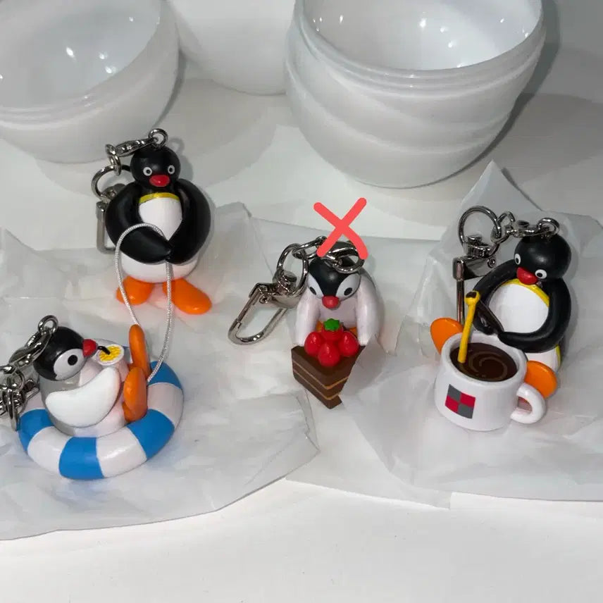 [BUNJANG] Twosome Place Pingoo Pinga Secret Figure Keychain / 투썸 핑구 핑가 시크릿 피규어 키링 스초생