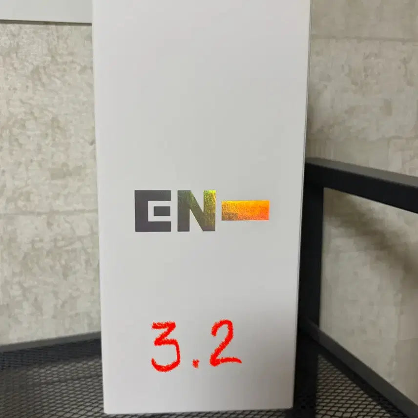 [BUNJANG] ENHYPEN ENGENE Bong Lightstick / 엔하이픈 응원봉 (엔진봉) 양도합니다