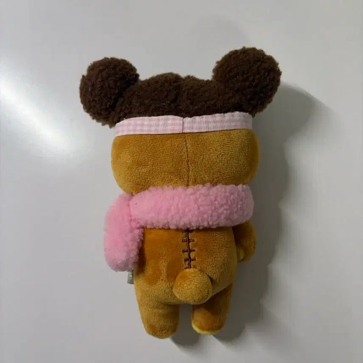 [BUNJANG] Rilakkuma Sleeping Vintage Doll with Chocolate Strawberry Scarf / 잠자는 리락쿠마 고전 빈티지 인형 초코딸기 목도리 겨울