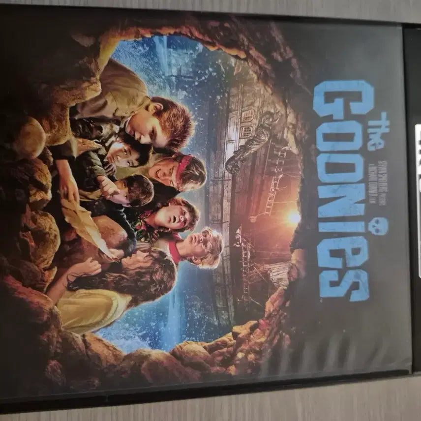 [BUNJANG] The Goonies 4K UHD Blu-ray (Overseas Edition) / 구니스 4K UHD 블루레이 해외판