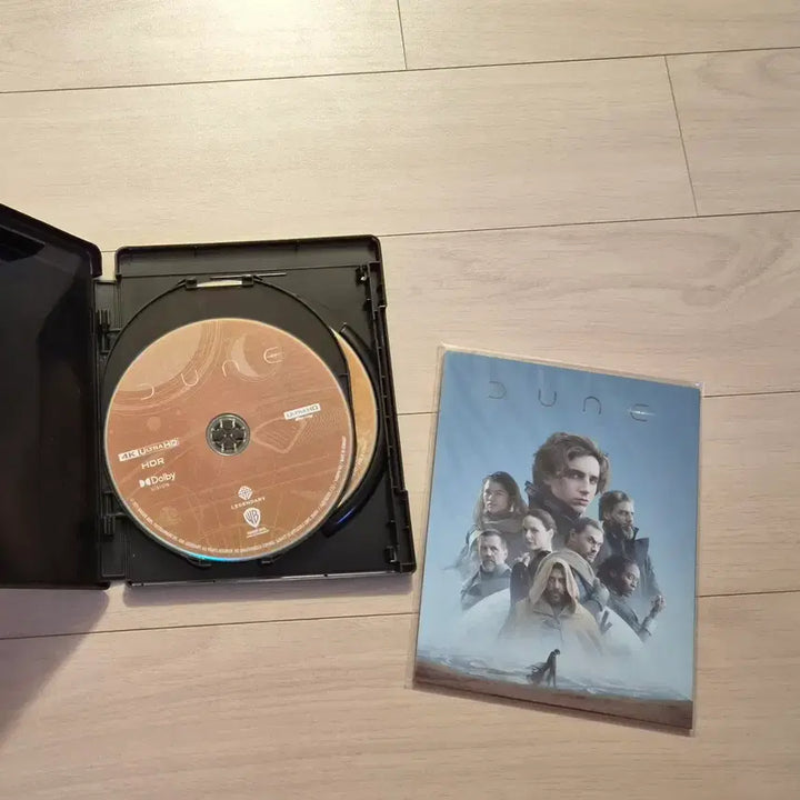 [BUNJANG] Dune 3-Disc 4K UHD Blu-ray with Character Postcards / 듄 블루레이 한정판 3 disc