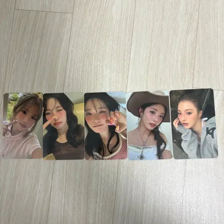 [BUNJANG] fromis_9 Lucky Draw Photocard / 프로미스나인 라큐베 포카 팔아요