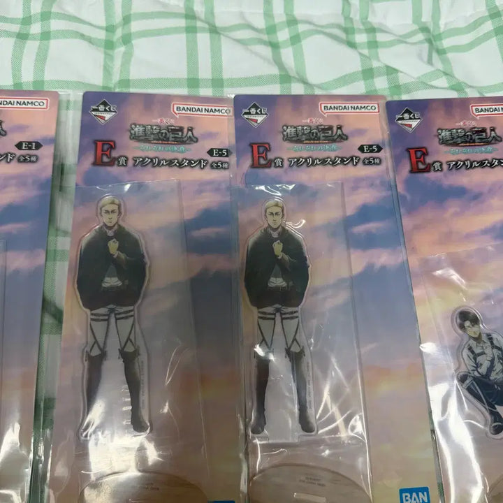 [BUNJANG] Attack on Titan Ichiban Kuji E Prize Acrylic Stand (Sealed) / 미개봉) 진격의거인 제일복권 E상 아크릴 스탠드