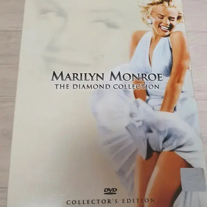 [BUNJANG] Marilyn Monroe Diamond Collection DVD 6-Disc Set / 마를린먼로 영화 DVD 6CD.비닐 안뜯음.다이아몬드 컬렉션