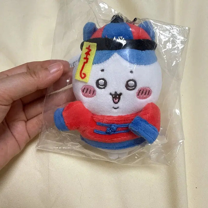[BUNJANG] Chiikawa Hachiware Jiangshi Mascot Plush / 치이카와 먼작귀 나가노마켓 강시 하치와레 마스코트 인형