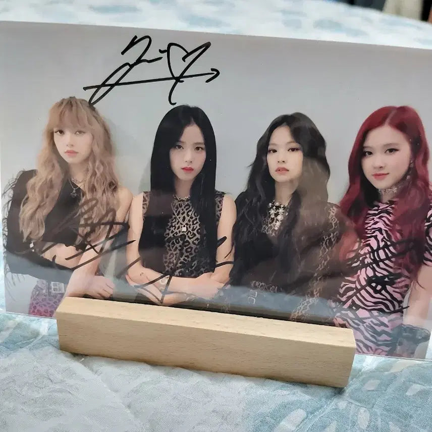 [BUNJANG] Blackpink Autographed Photo Bundle Set / 블랙핑크 자필 친필싸인 사진일괄