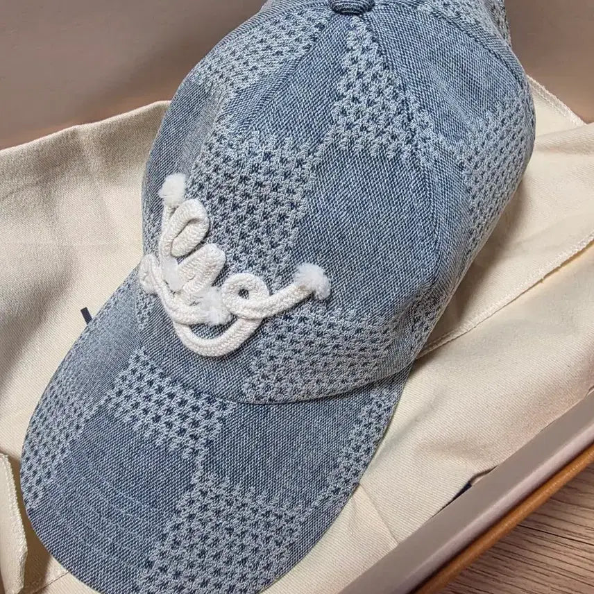 [BUNJANG] Louis Vuitton Damier 3D Denim Baseball Cap / 루이비통 다미에 3D 데님 볼캡