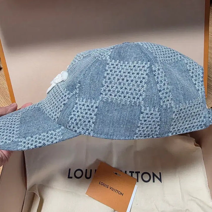 [BUNJANG] Louis Vuitton Damier 3D Denim Baseball Cap / 루이비통 다미에 3D 데님 볼캡