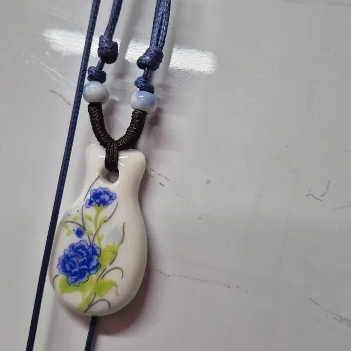 [BUNJANG] Blue Porcelain Pendant Necklaces (2 pcs) Bundle Set / 청화백자기목걸이(도자기)2점일괄