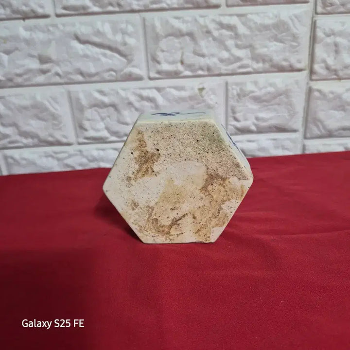 [BUNJANG] White Porcelain Hexagonal Inkstone Holder / 백자6각연적