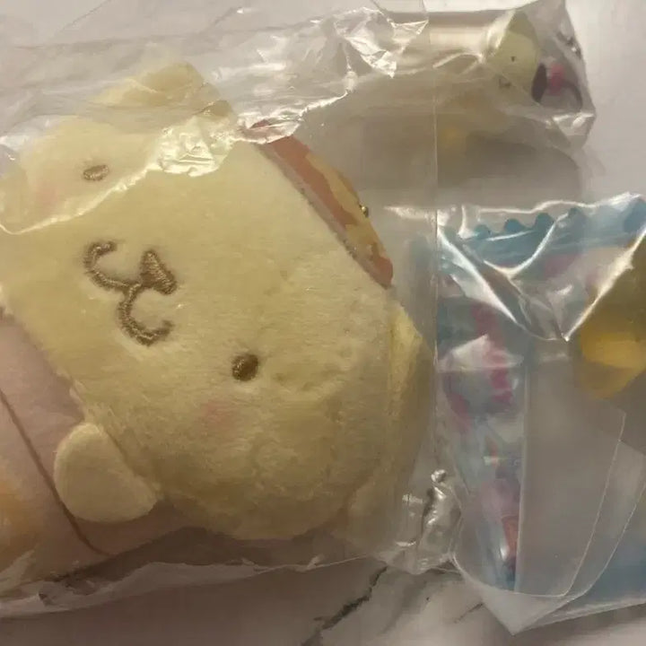 [BUNJANG] Sanrio Pompompurin Cafe Cream Soda Gachapon Pizza Blanket Mascot Bundle Set / 일괄 카페 크림소다 가챠 피자 담요 마스코트,구미츄어참 산리오 폼폼푸린