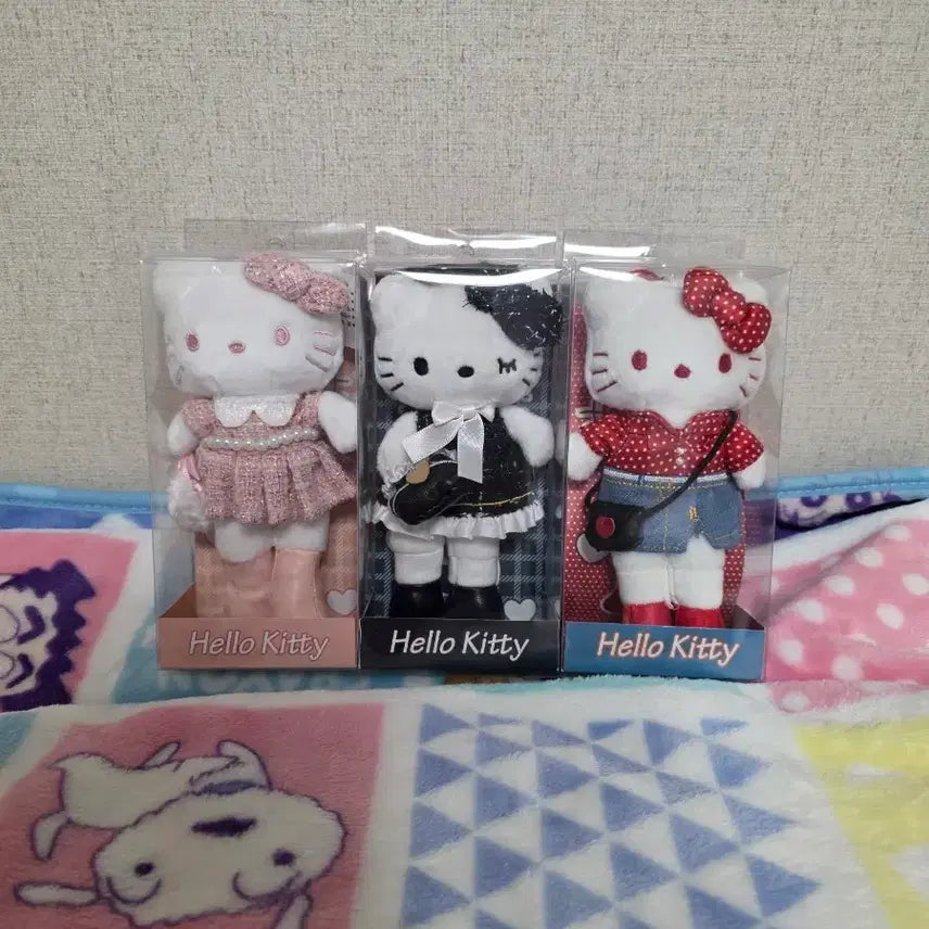 [BUNJANG] Sanrio Hello Kitty Long Legs Keyring / 산리오 헬로키티 롱다리 키티 키링