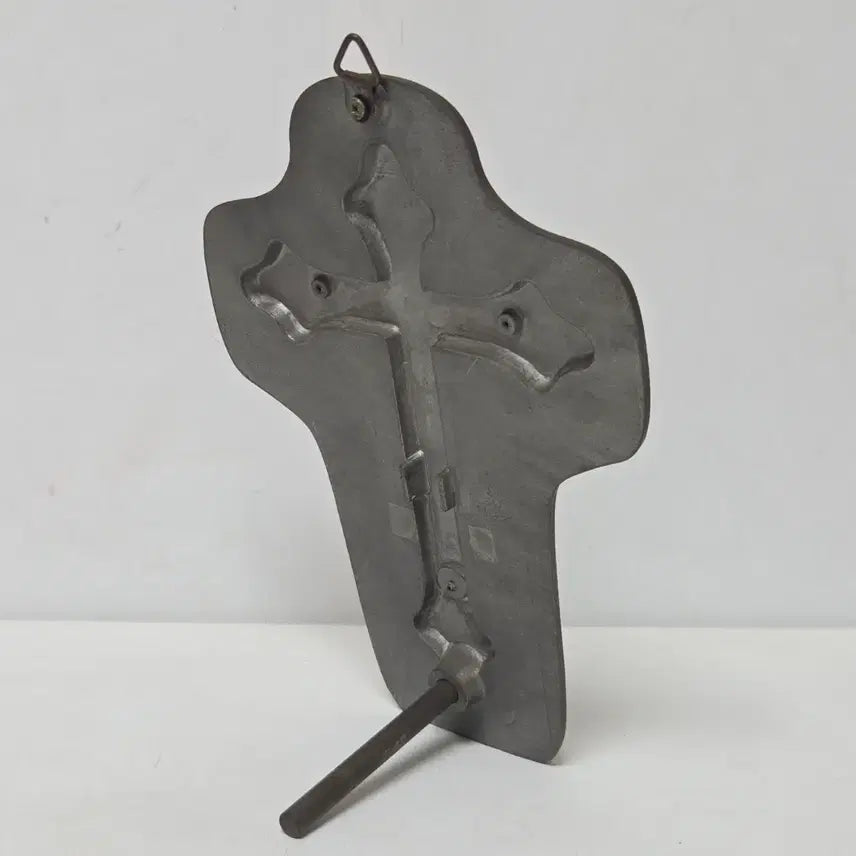 [BUNJANG] 1980s Italian Antique Crucifix Brass Cast Metal Cross / 이탈리아 앤틱 십자가 황동 주물 금속 십자가