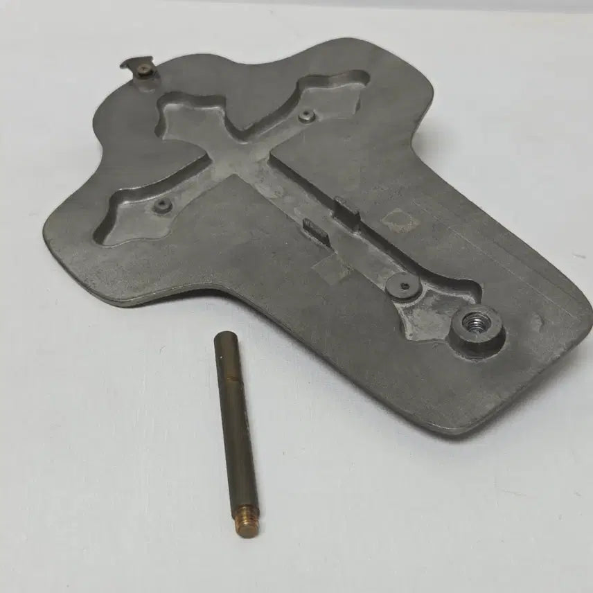 [BUNJANG] Italian Antique Crucifix Brass Cast Metal Cross / 이탈리아 앤틱 십자가 황동 주물 금속 십자가