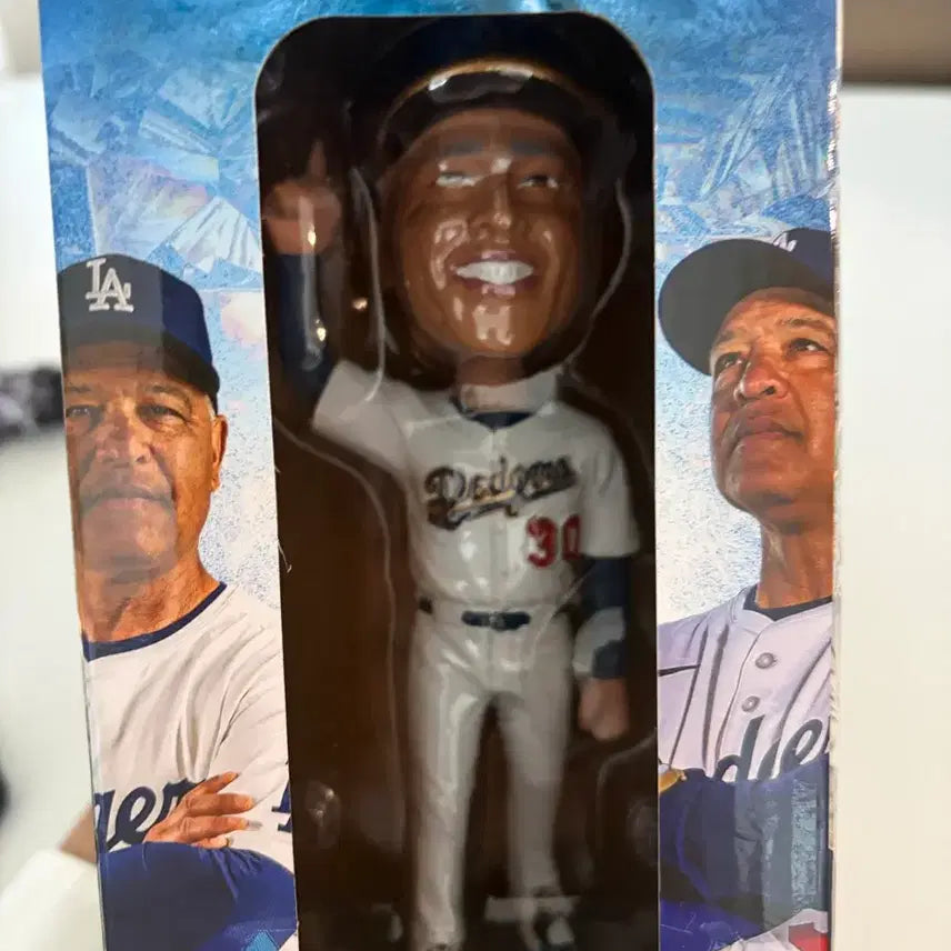 [BUNJANG] LA Dodgers Dave Roberts Manager Bobblehead Figure / La다저스 로버츠 감독 버블헤드 피규어