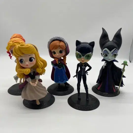 [BUNJANG] Disney Q Posket Figures (Catwoman, Kunoichi Sisters Available) / 정품 디즈니 DISNEY 큐포스켓 피규어(캣우먼 카노자매 남음)