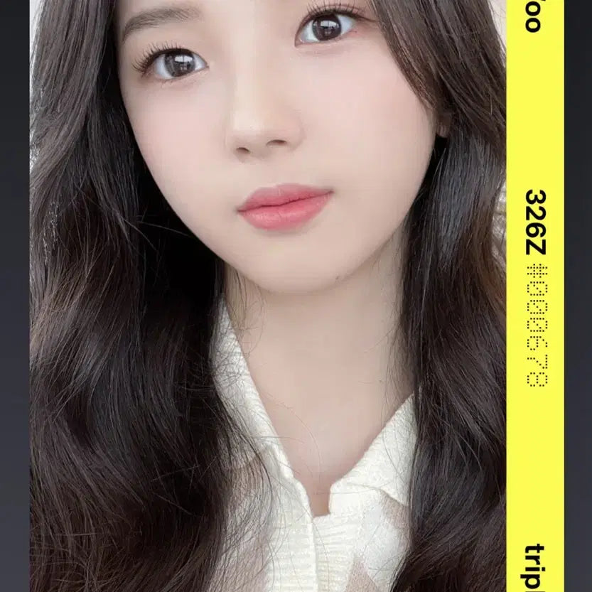 [BUNJANG] tripleS Jiwoo 1st Anniversary Object B326 (Rare) / 트리플에스 지우 1주년 오브젝트 B326 (희귀)