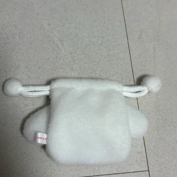 [BUNJANG] MINIVE Cherry Mini Pouch / 미니브 체리 미니 파우치