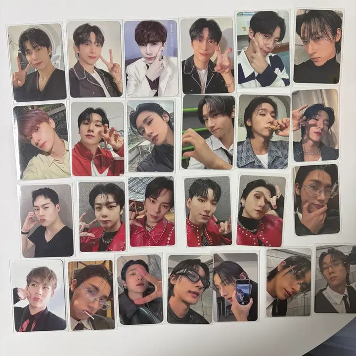 [BUNJANG] MONSTA X Photocard Bundle Set (53 pcs) / 몬스타엑스 포토카드 랜덤 53장 일괄판매