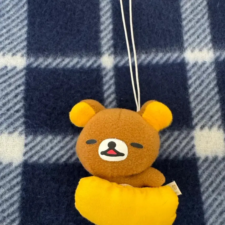 [BUNJANG] Classic Rilakkuma Poop Size Keychain / 고전 리락쿠마 똥사이즈 키링