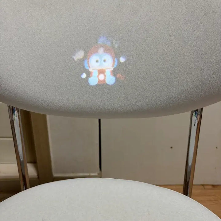 [BUNJANG] Sanrio Hello Kitty Keycap &amp; Mini LED Lantern Keychain Set / 산리오 키티 키캡/ 산리오 손전등 미니랜턴 LED