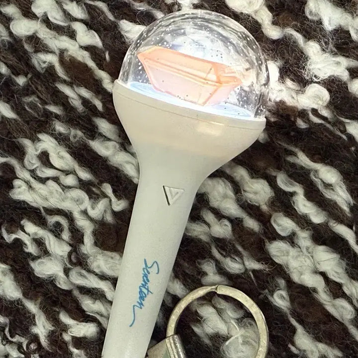 [BUNJANG] SEVENTEEN Mini Carat Bong New Ver. Old Ver. Light Stick / 세븐틴 미니 캐럿봉 뉴럿봉 구럿봉