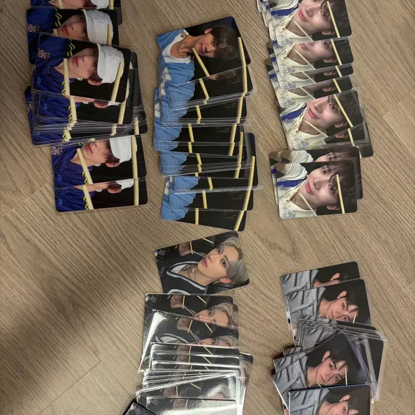 [BUNJANG] Andweb Gyuvin Seungeon Photocard / 앤더블 한입 포카 장당 3,500 규빈1장승언15장보유