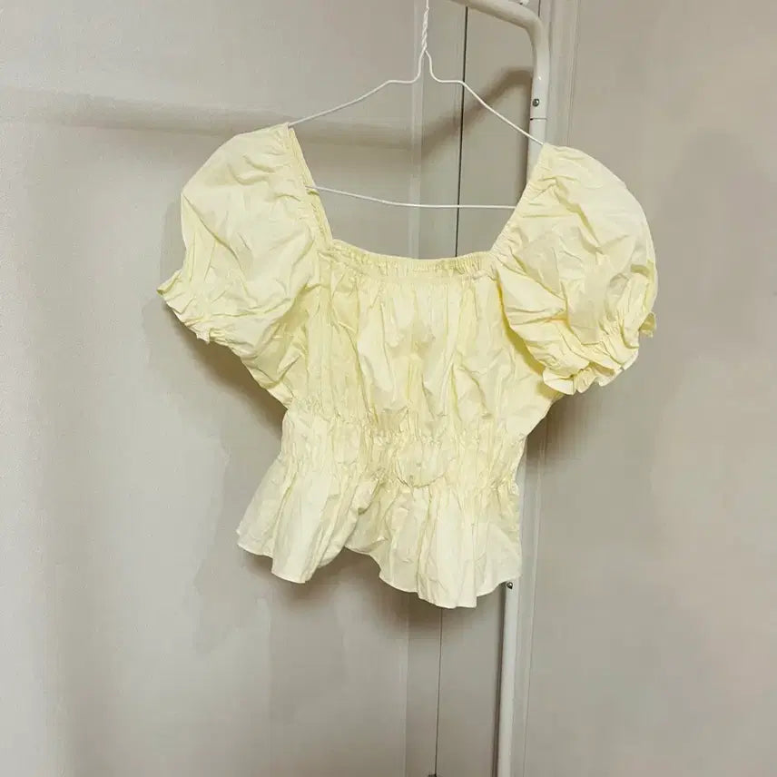 [BUNJANG] Smoke Banding Half Sleeve Blouse / 무배&amp;택포