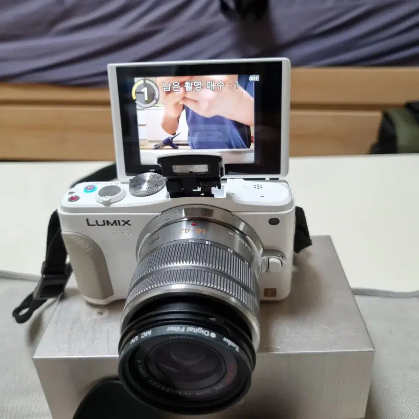 [BUNJANG] Panasonic Lumix GF6 White Mirrorless Camera Set / 파나소닉 루믹스 GF6 화이트 카메라 세트