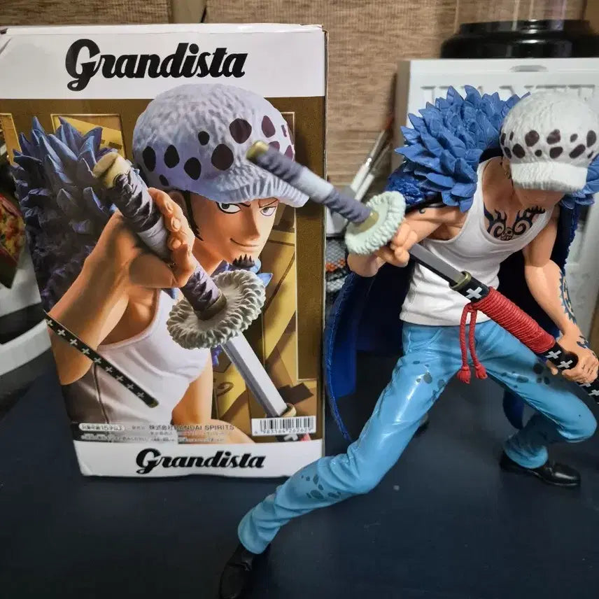 [BUNJANG] One Piece Grandista Trafalgar Law Figure Bundle Set (2 pieces) / 원피스 그란디스타 트라팔가 로우 피규어 2개 일괄
