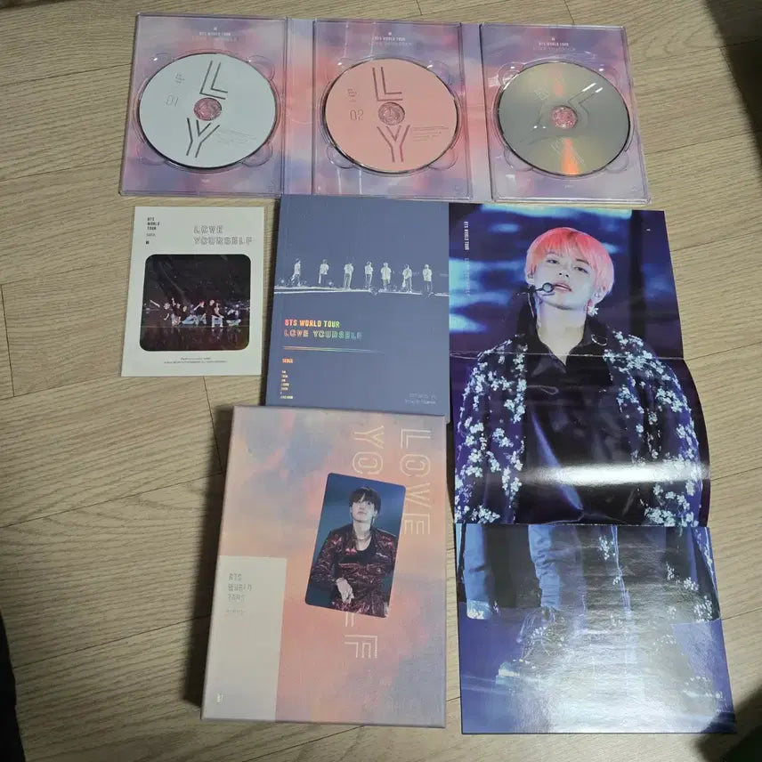 [BUNJANG] BTS Suga LOVE YOURSELF Seoul DVD Photocard Included Full Set / 방탄 럽셀서울 dvd 윤기 포카포함 풀셋양도.  bts suga